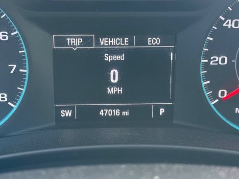 Used 2020 Chevrolet Equinox LS FWD image 4