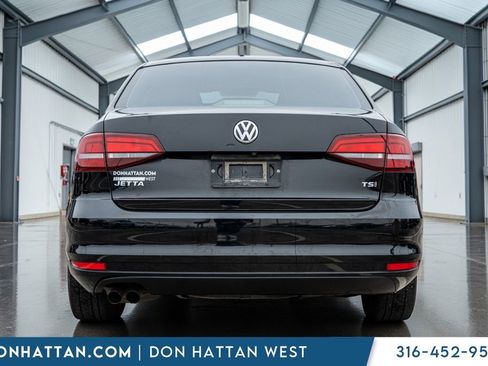Used 2017 Volkswagen Jetta S image 28