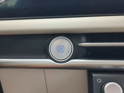 New 2025 Hyundai Tucson SE image 26