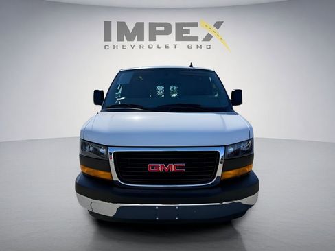 Used 2023 GMC Savana 2500 w/ Driver Convenience Package RWD image 8