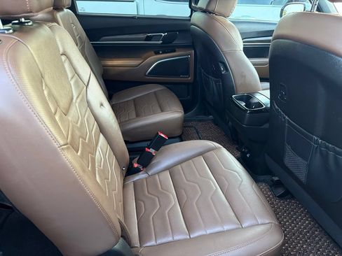 Used 2022 Kia Telluride SX w/ SX Prestige Package AWD/4WD image 11