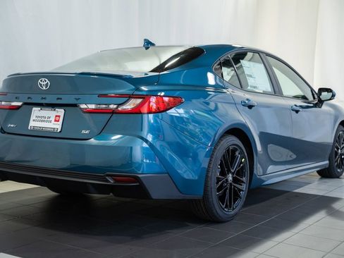 New 2026 Toyota Camry SE FWD image 4