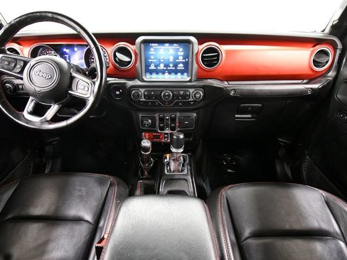 Used 2021 Jeep Gladiator Rubicon AWD/4WD image 3