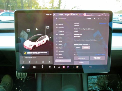 Used 2021 Tesla Model 3 Performance image 29