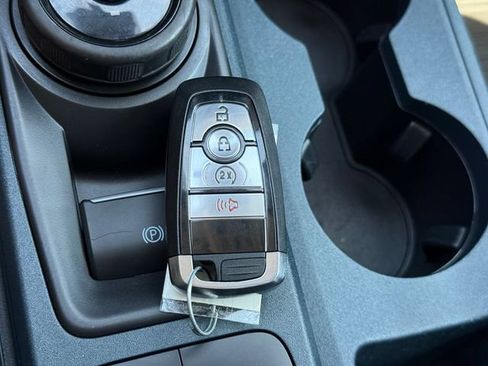 Used 2022 Ford Maverick Lariat w/ Lariat Luxury Package AWD/4WD image 13