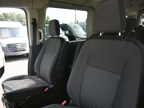 Used 2026 Ford Transit 350 XLT RWD image 5