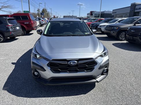 Used 2024 Subaru Crosstrek 2.5i Limited w/ Crosstrek Mirror Package AWD/4WD image 8