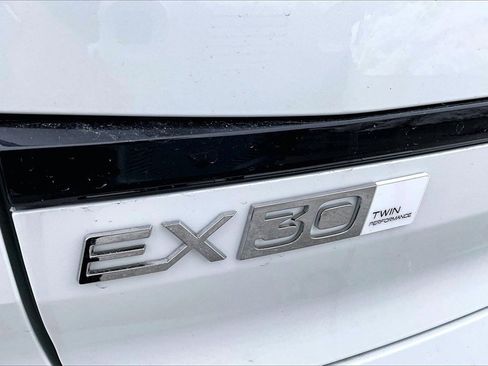 New 2026 Volvo EX30 Plus w/ Climate Package AWD/4WD image 9