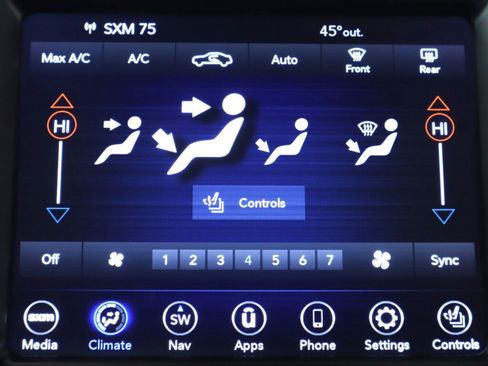 Used 2018 Chrysler 300 C w/ Safetytec Plus Group image 18