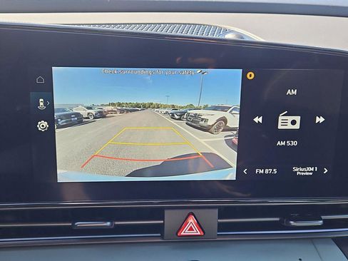 New 2025 Hyundai Elantra Limited image 8