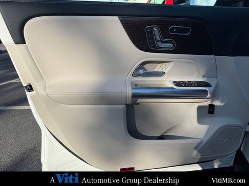 New 2026 Mercedes-Benz GLA 250 4MATIC image 11