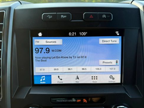 Used 2018 Ford F150 XLT w/ Equipment Group 302A Luxury AWD/4WD image 36