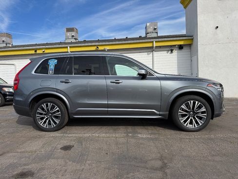 Used 2020 Volvo XC90 T5 Momentum w/ Protection Package Premier FWD image 7