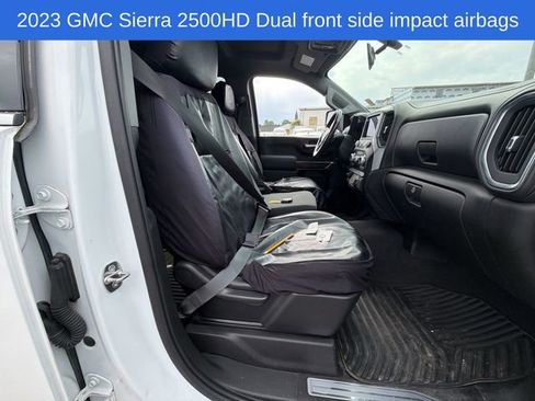 Used 2023 GMC Sierra 2500 SLE w/ SLE Value Package; AWD/4WD image 16