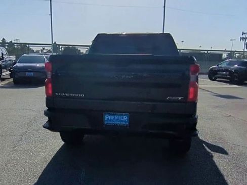 Used 2022 Chevrolet Silverado 1500 RST image 7