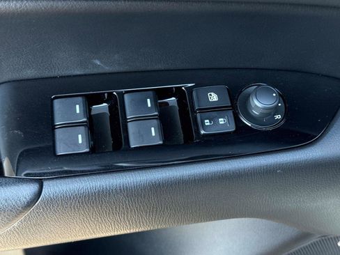 Used 2018 MAZDA CX-5 Touring w/ Preferred Equipment Package image 19