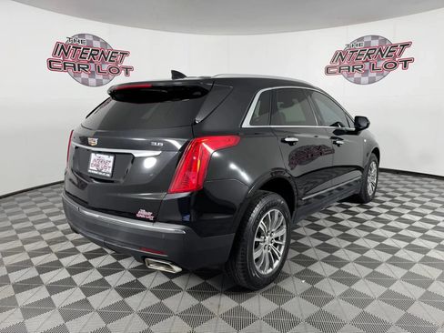 Used 2017 Cadillac XT5 Luxury w/ Driver Awareness Package FWD image 7