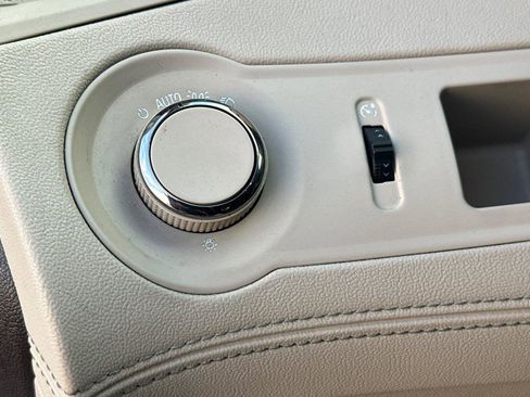 Used 2015 Buick LaCrosse Premium image 38