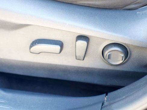 Used 2020 Subaru Outback Premium image 38