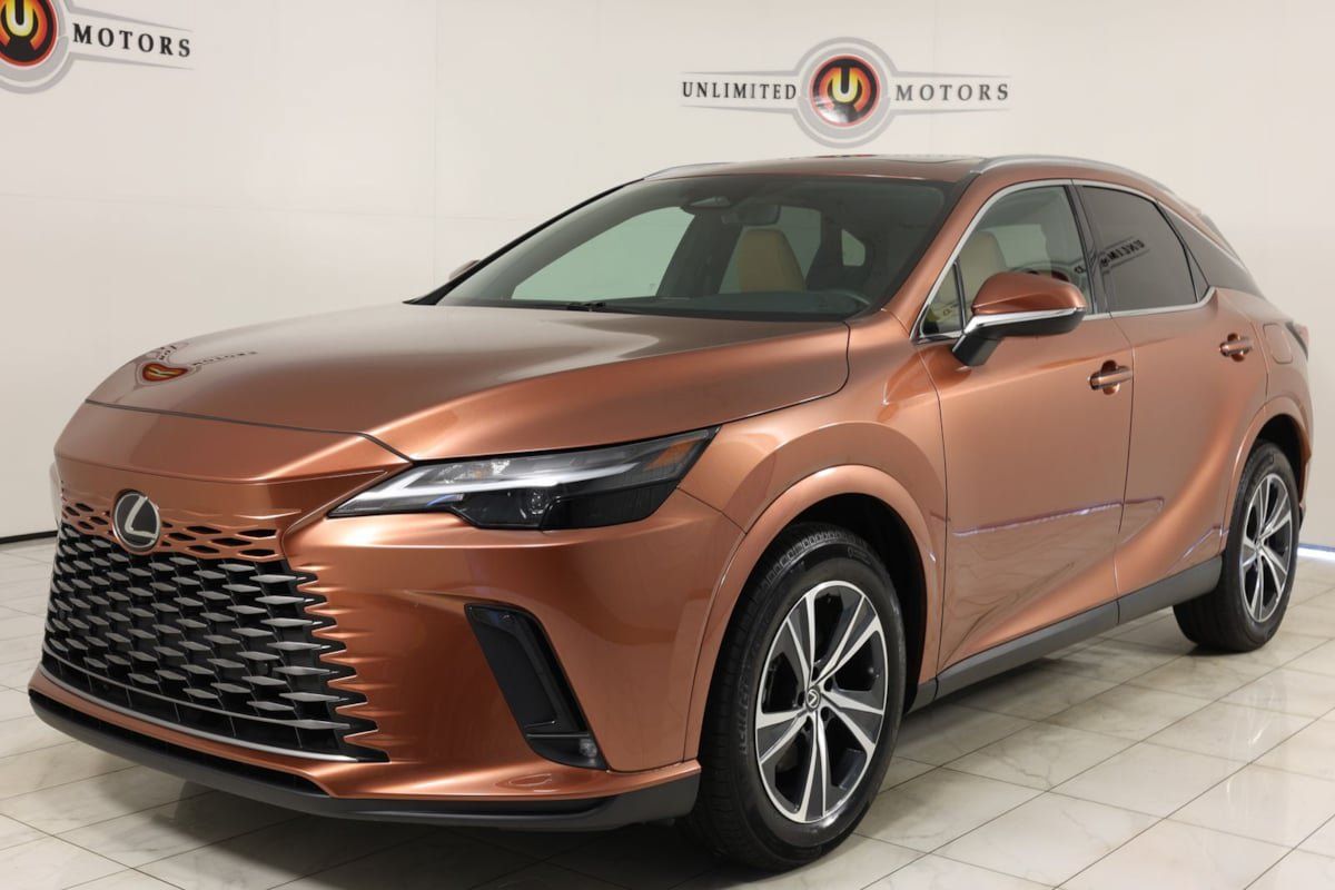 Used 2025 Lexus RX 350 Premium w/ Accessory Package AWD/4WD image 5