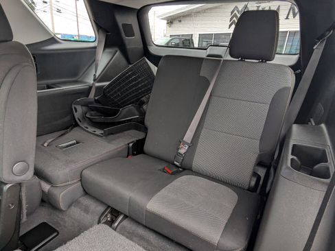 Used 2019 Chevrolet Traverse LT image 4