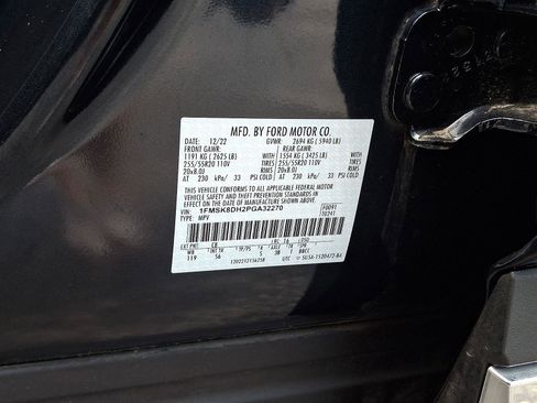 Certified 2023 Ford Explorer XLT w/ Equipment Group 202A AWD/4WD image 27