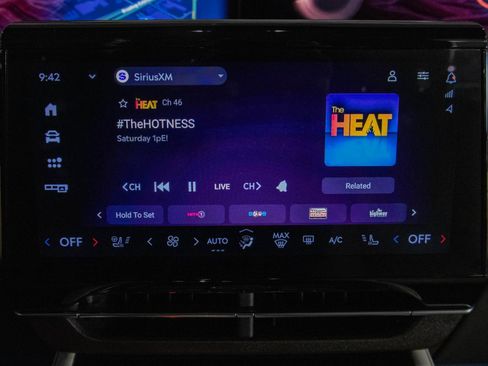 Used 2024 Lincoln Nautilus Black Label w/ Jet Appearance Package (87T) image 9