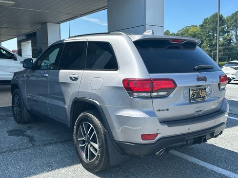 Used 2021 Jeep Grand Cherokee Trailhawk w/ Trailhawk Luxury Group AWD/4WD image 4