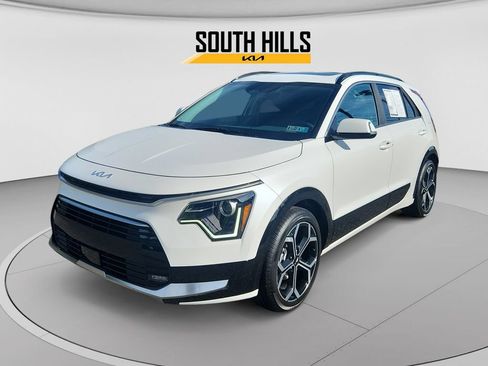 Certified 2025 Kia Niro EX Touring FWD image 1
