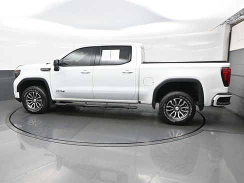 Used 2023 GMC Sierra 1500 AT4 AWD/4WD image 3