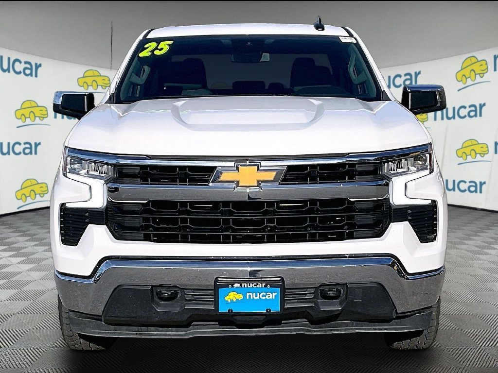 Used 2025 Chevrolet Silverado 1500 LT AWD/4WD image 2