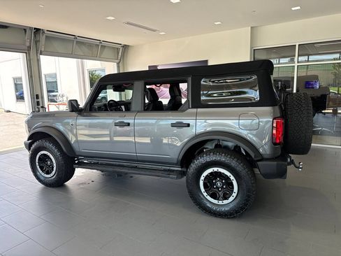 Used 2023 Ford Bronco Big Bend w/ Sasquatch Package AWD/4WD image 5