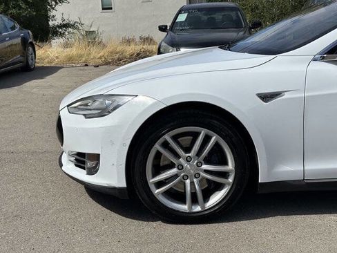 Used 2014 Tesla Model S image 11