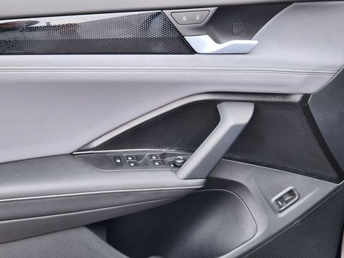 New 2026 Volkswagen Tiguan SE AWD/4WD image 12