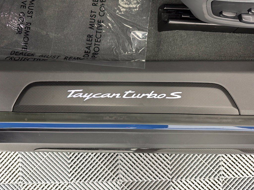 Certified 2022 Porsche Taycan Turbo S AWD/4WD image 21
