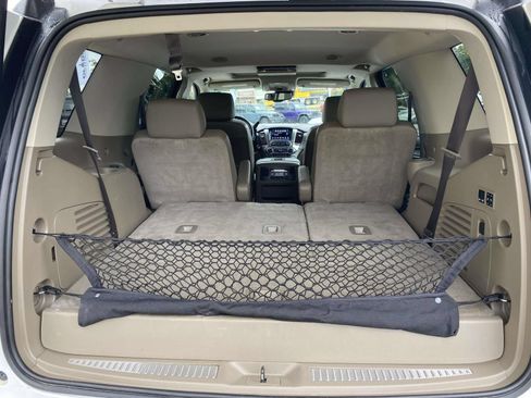 Used 2018 Chevrolet Tahoe Premier RWD image 9