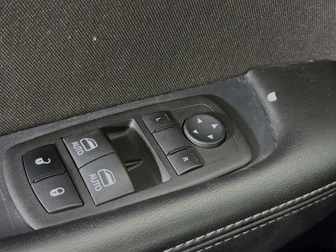 Used 2023 Dodge Challenger SXT RWD image 21