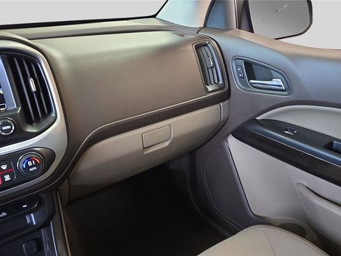 Used 2016 GMC Canyon SLE w/ SLE Convenience Package image 21