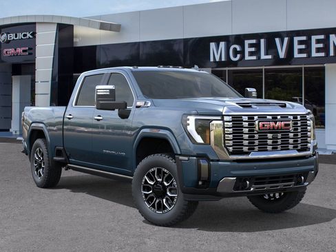 New 2026 GMC Sierra 2500 Denali w/ Denali Reserve Package AWD/4WD image 8