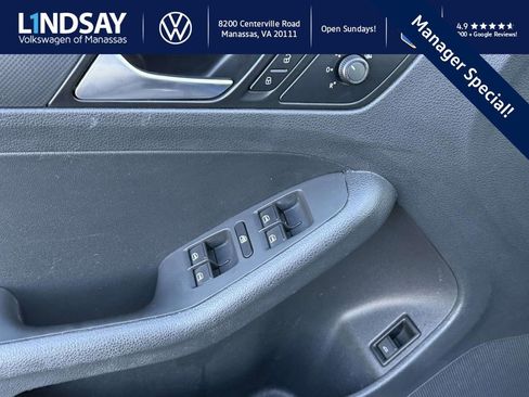 Used 2016 Volkswagen Jetta S image 17