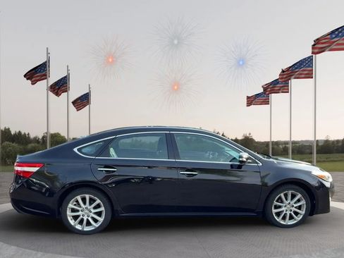 Used 2013 Toyota Avalon XLE Touring FWD image 8