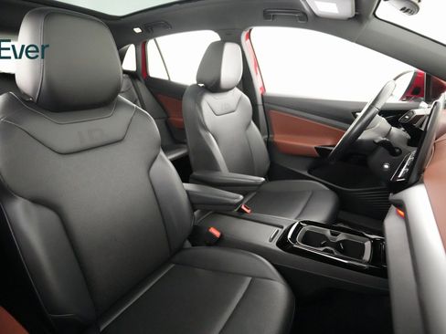 Used 2022 Volkswagen ID.4 Pro S image 10