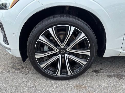 Certified 2023 Volvo XC60 B6 Ultimate w/ Protection Package Premier AWD/4WD image 32