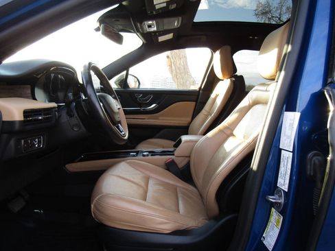 Used 2020 Lincoln Corsair Reserve w/ Equipment Group 201A image 11