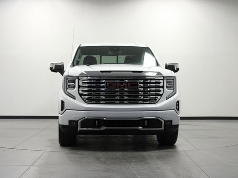 Used 2024 GMC Sierra 1500 Denali image 9