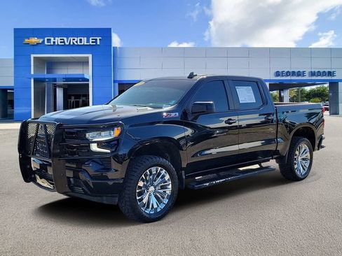 Used 2023 Chevrolet Silverado 1500 RST image 2