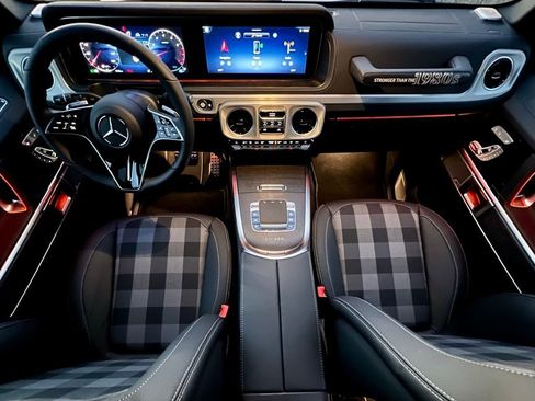 Certified 2025 Mercedes-Benz G 550 G 550 image 25