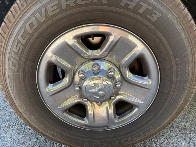 Used 2018 RAM 2500 SLT AWD/4WD image 9