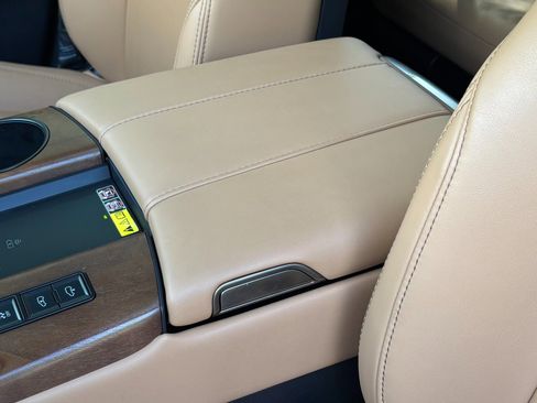 Used 2023 Lexus LX 600 4WD w/ Accessory Package (Z1) image 13