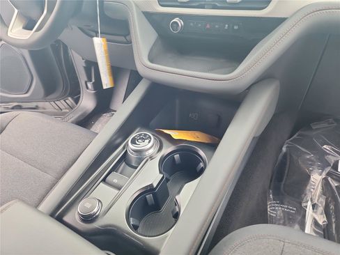 New 2026 Ford Explorer Active RWD image 25